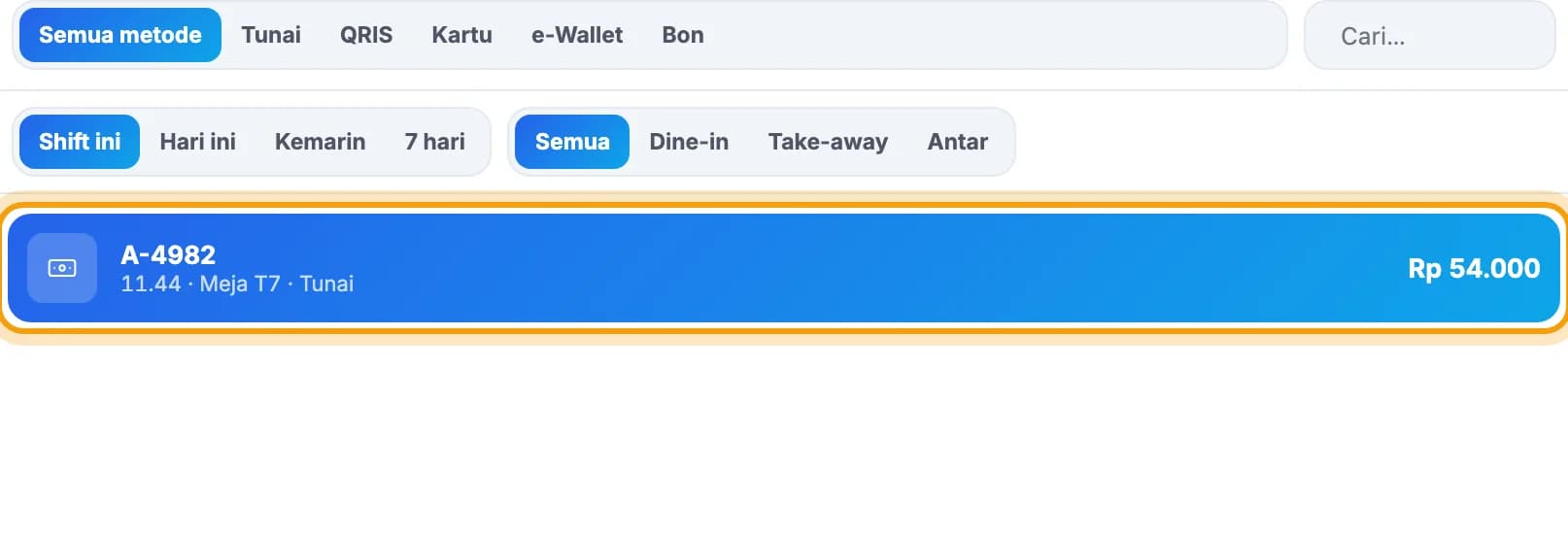 Daftar transaksi, satu transaksi meja T7 disorot